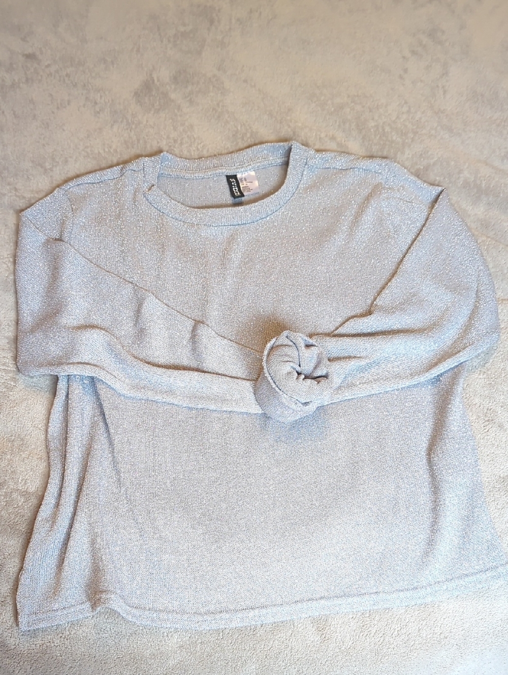 DIVIDED Silver Crew Neck Knit Sweater